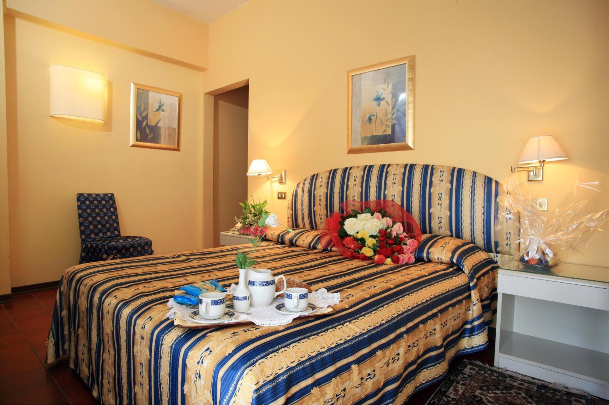 Hotel Nuovo Savi Montecatini Terme Extérieur photo