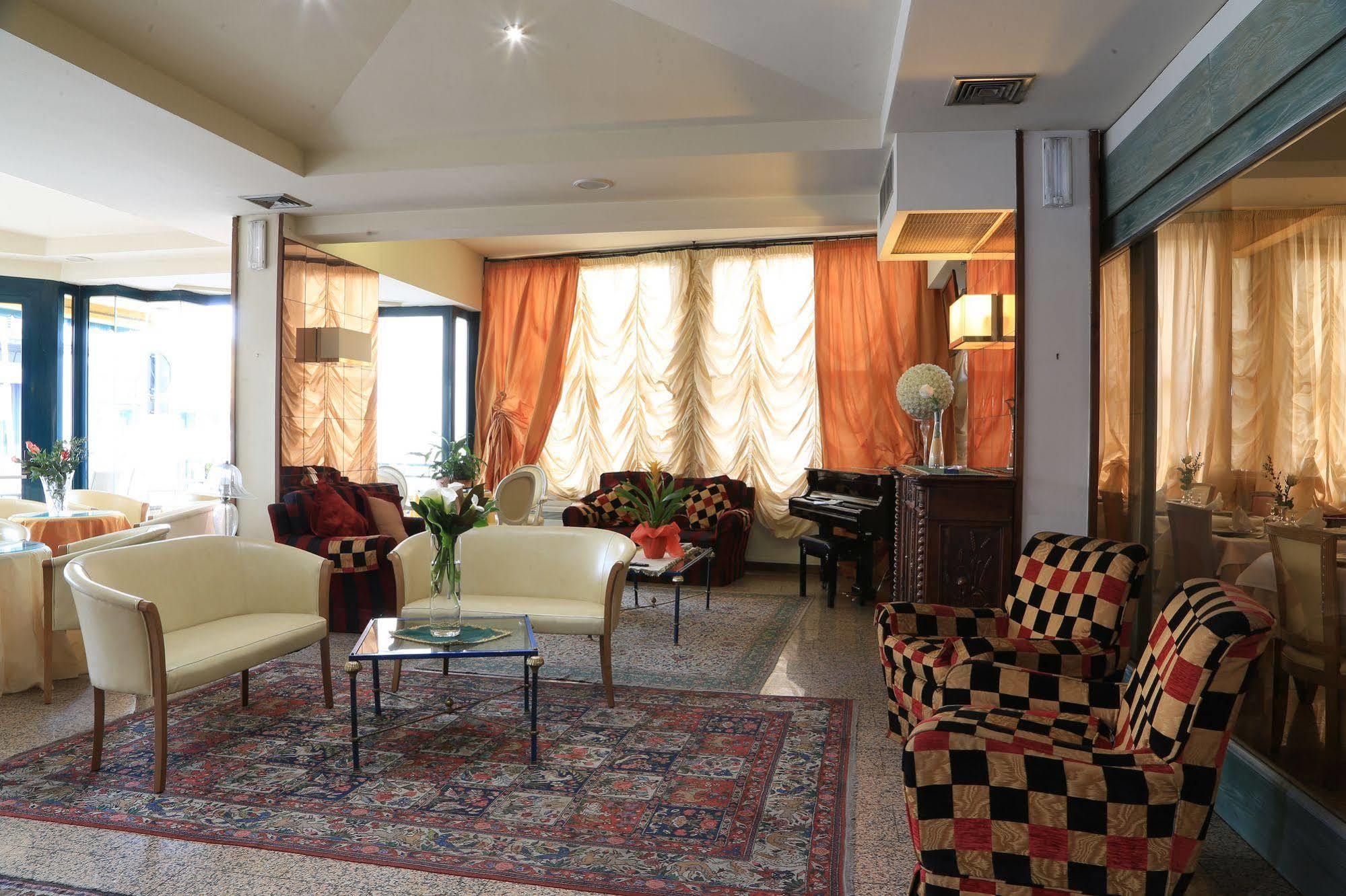 Hotel Nuovo Savi Montecatini Terme Extérieur photo