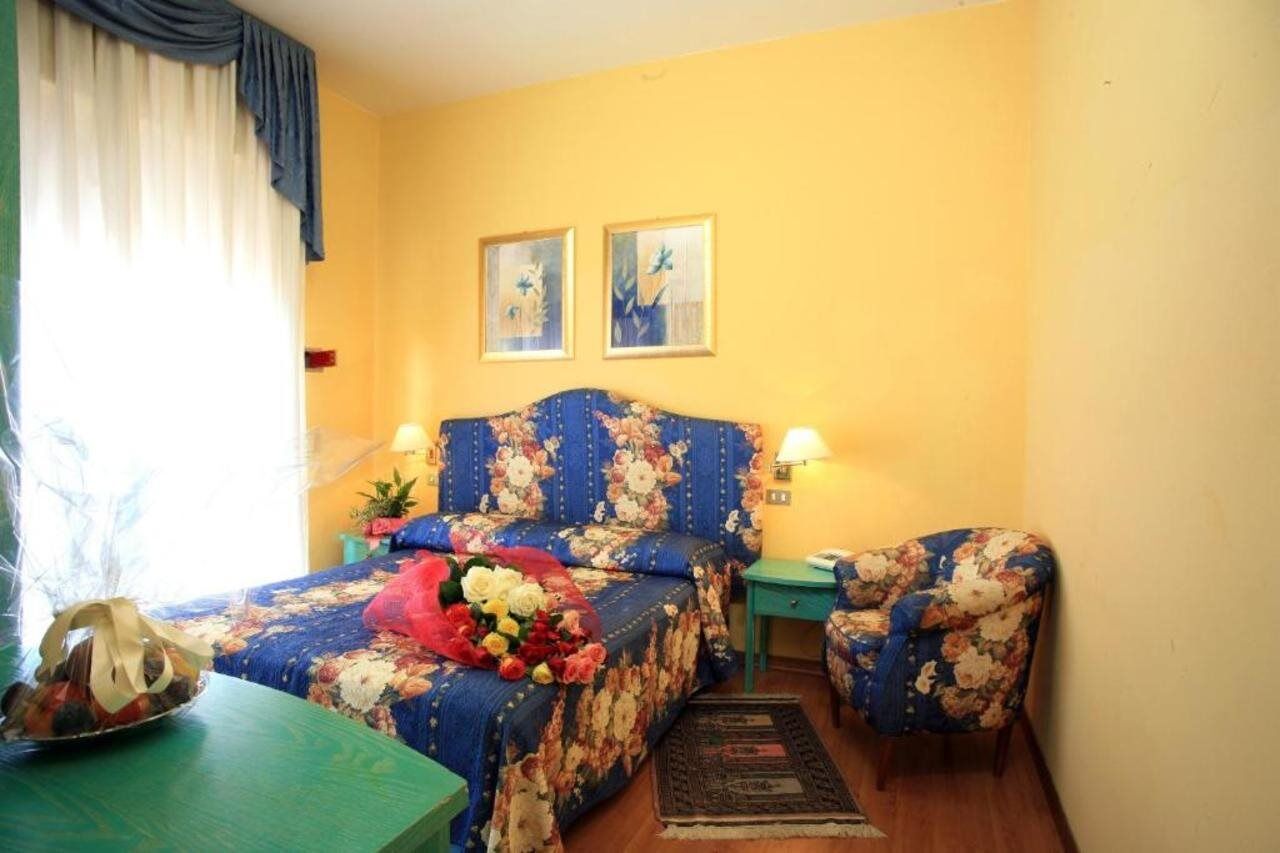 Hotel Nuovo Savi Montecatini Terme Extérieur photo