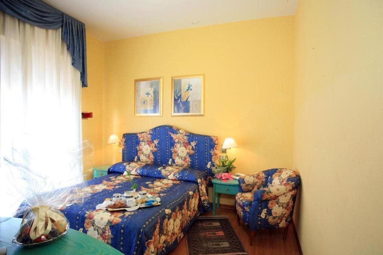 Hotel Nuovo Savi Montecatini Terme Extérieur photo